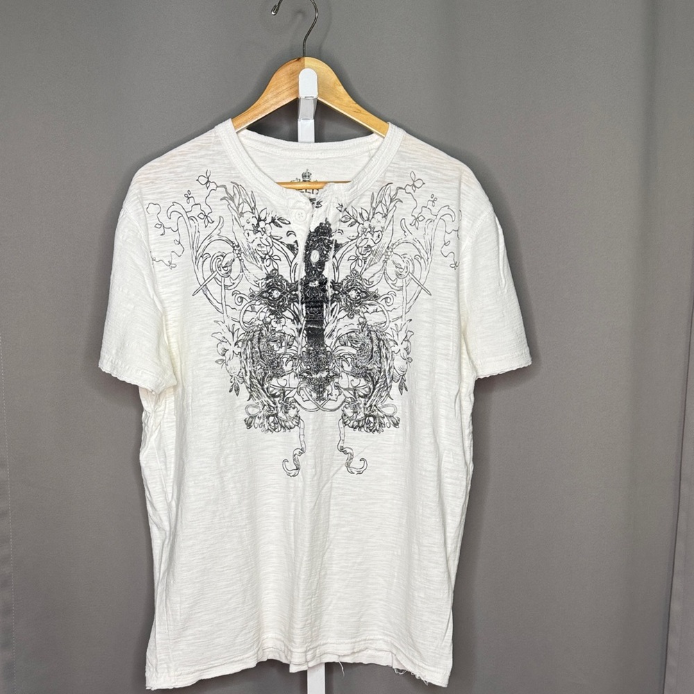 Helix Men's White Graphic T-Shirt Size Large